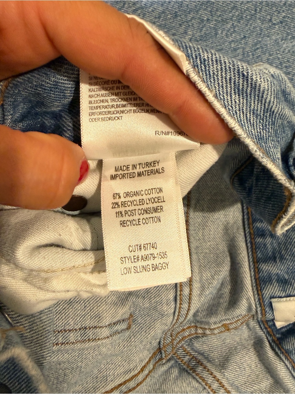 Agolde Low Rise Baggy Jeans in Libertine - Picture 6 of 10